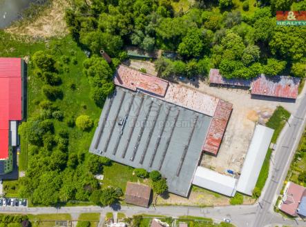 Areál | Prodej - výrobní prostor, 6 921 m²