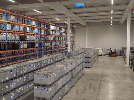 9a.jpg | Pronájem - skladovací prostor, 500 m²