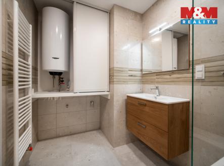 17 bojler.jpg | Prodej bytu, 3+kk, 64 m²