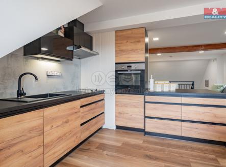 DSC08543-HDR.jpg | Pronájem bytu, jiný, 80 m²