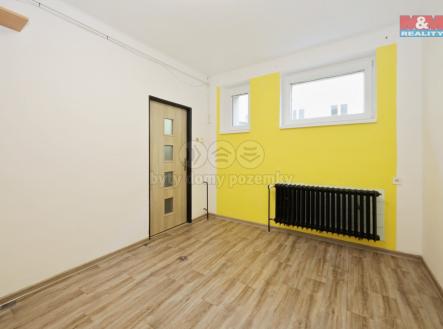 místnost 1 | Pronájem - obchodní prostor, 17 m²