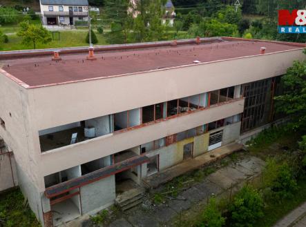 pohled na budovu aktuální stav | Prodej - pozemek pro komerční výstavbu, 8 238 m²