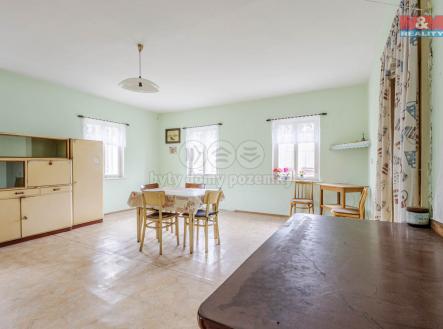 pokoj | Prodej - dům/vila, 200 m²