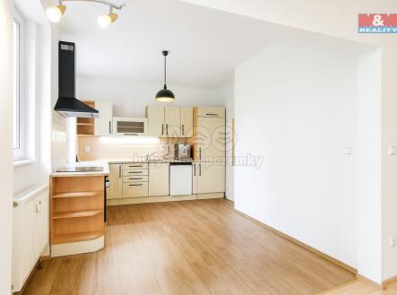 narovnana_fotka_kuchyne.jpg | Prodej bytu, 3+1, 66 m²