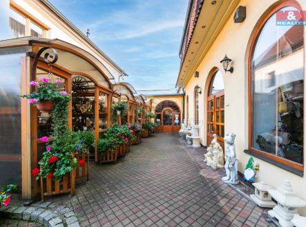 3.jpg | Pronájem - obchodní prostor, 600 m²