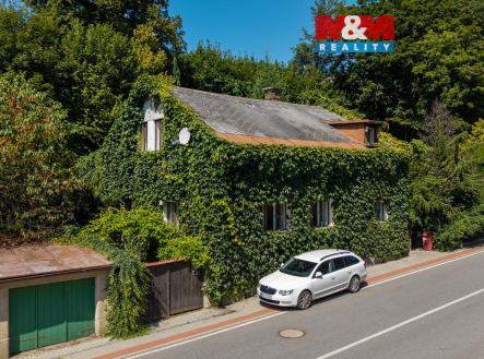 Dům | Prodej - dům/vila, 180 m²