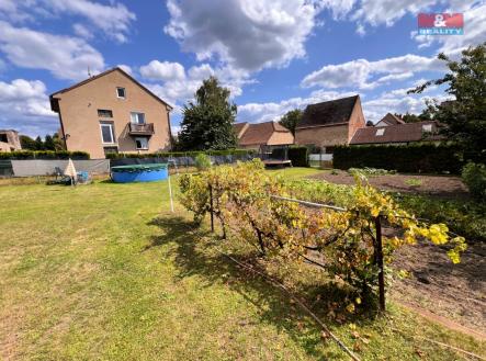 Pohled pozemek 2 | Prodej - pozemek, zahrada, 550 m²