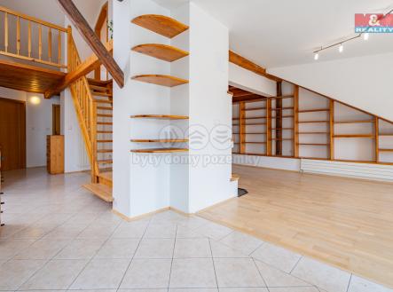 OBÝVACÍ POKOJ | Prodej bytu, 4+kk, 142 m²