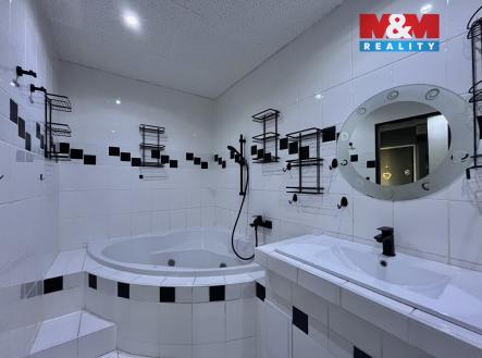 image_1933376A-2910-42EB-9CEB-81450716BBA3_1755027394.jpeg | Prodej bytu, 2+1, 52 m²