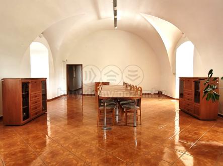 Konferenční místnost | Pronájem - výrobní prostor, 253 m²