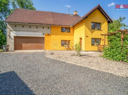 Dům | Prodej - dům/vila, 262 m²