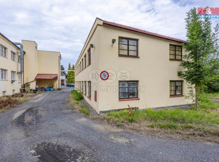 pohled na dům | Prodej - výrobní prostor, 2 651 m²