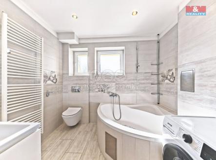 koupelna | Prodej bytu, 1+1, 46 m²