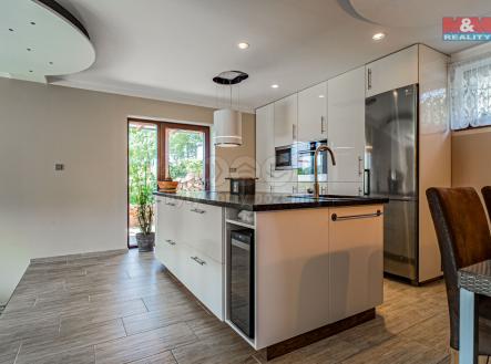 DSC09307-HDR.jpg | Prodej - dům/vila, 215 m²