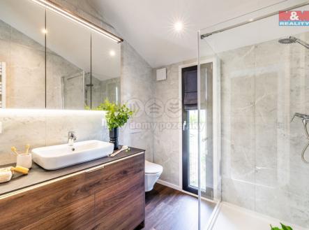 koupelna.jpeg | Prodej - dům/vila, 57 m²