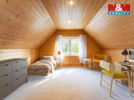 RD_Kladno_Vinaricka_pokoj_24-010-23_17_54.jpg | Prodej - dům/vila, 187 m²