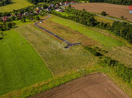 image_8ADC60D5-073F-4C21-B368-370B245660F8_1755696053.jpeg | Prodej - pozemek pro bydlení, 1 014 m²