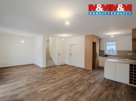 d9e75d3c-d890-49df-ada3-b150f517da33.jpg | Prodej - dům/vila, 104 m²