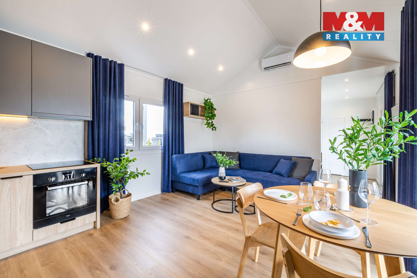 obyvak z kuchyne.jpg