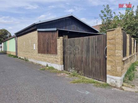 hala | Prodej - skladovací prostor, 179 m²