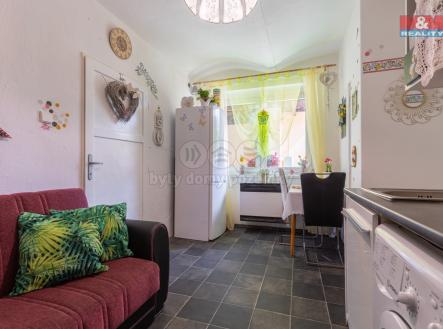 f9127141-a5a2-4c73-948c-d4682ecd29c2.jpg | Prodej - dům/vila, 90 m²