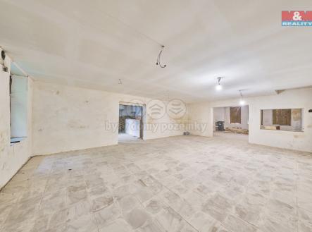 přízemí | Prodej - dům/vila, 421 m²