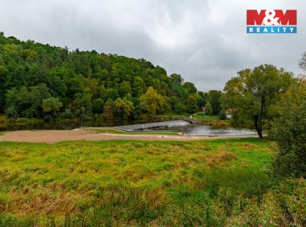 000fa698-3079-44a4-9bda-3793fb04fba0 (1).jpg | Prodej - pozemek pro komerční výstavbu, 1 054 m²