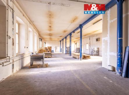 Výrobni mísnost v patře | Pronájem - výrobní prostor, 800 m²