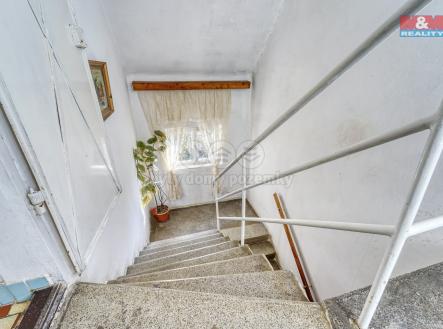 stairs_upscaled_x4.jpg | Pronájem bytu, 1+kk, 20 m²