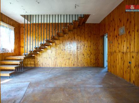 schody.jpg | Prodej - dům/vila, 250 m²