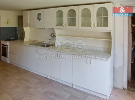 9a58b6d1-5bb6-44e3-8422-8504451fbd54.jpg | Prodej - dům/vila, 675 m²