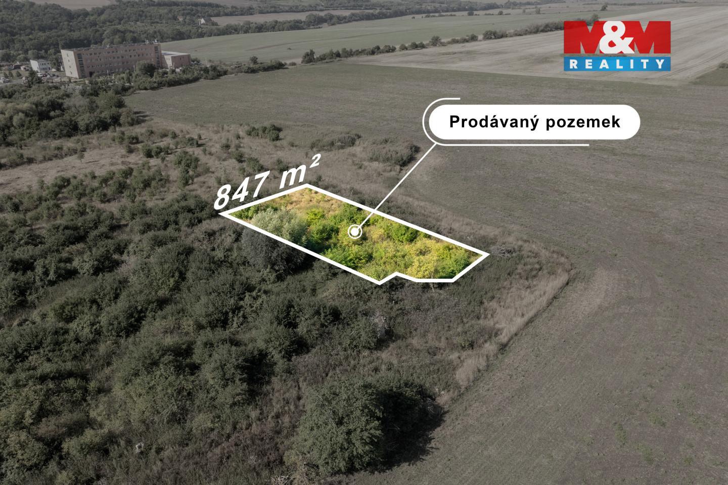 Prodávaný pozemek a okolí