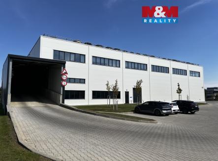 IMG_5491.jpeg | Pronájem - obchodní prostor, 829 m²