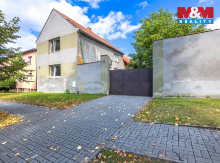 Realitni╠ü fotografie  - Slave╠îti╠ün - Kla╠üra Pr╠îibi╠ükova╠ü - 1.jpg | Prodej - dům/vila, 120 m²