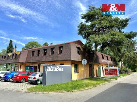 Frekventovaná lokace | Pronájem - obchodní prostor, 150 m²