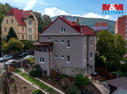 pohled na dům | Prodej - dům/vila, 275 m²