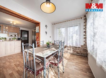 jídelna ve 2. NP | Prodej - dům/vila, 246 m²