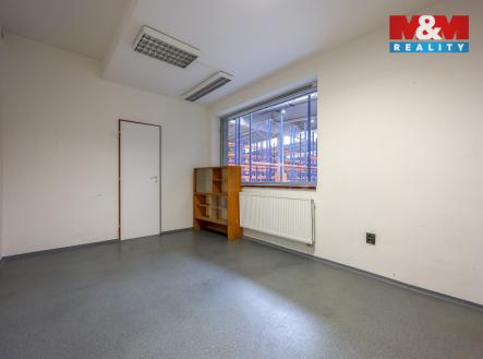 IMG_2280.jpg | Pronájem - skladovací prostor, 2 700 m²