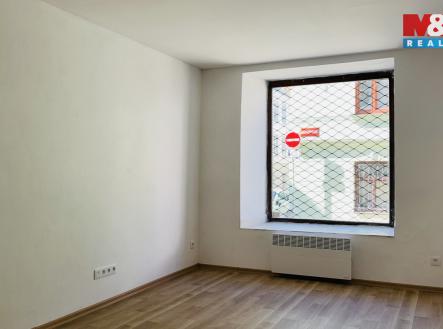 IMG_4496.jpeg | Prodej - obchodní prostor, 72 m²