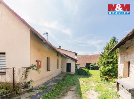 Vstup | Prodej - dům/vila, 200 m²