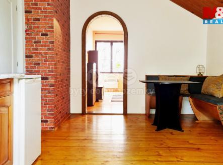 d4bd63ee-a5bf-4999-b2f5-87f665e3b73d.jpg | Pronájem bytu, 1+1, 63 m²