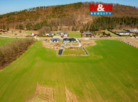 6f1f11a9-69d0-4670-b13a-630155c19a84.jpg | Prodej - pozemek pro bydlení, 1 015 m²