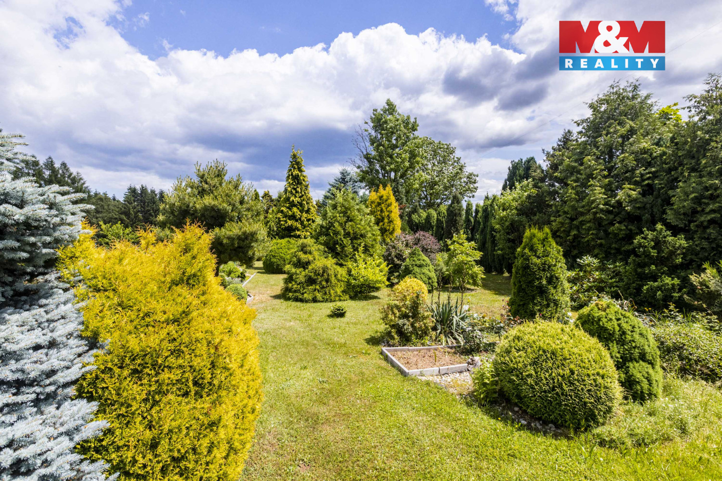 Pozemky Canon_mg_1791-hdr - kopie.jpg