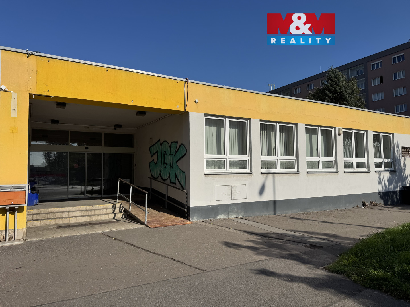 Pronájem obchod a služby, 1172 m², Praha, ul. Počernická