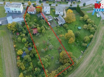 web_lines3.jpg | Prodej - dům/vila, 200 m²