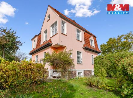 pohled na dům | Prodej - dům/vila, 130 m²