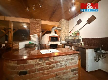 Pec na pizzu | Pronájem - restaurace, 636 m²