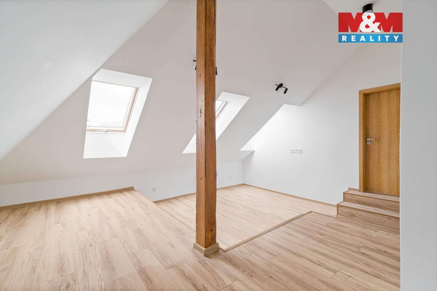 bj 5 (půda) hotovo_S20A3383.jpg