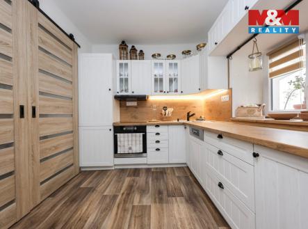 823341d9-c138-4692-adcd-0ba97c04fbc4.jpg | Prodej - dům/vila, 100 m²