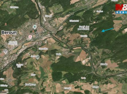 Letecká z dálky louka Beroun.jpg | Prodej - pozemek, trvalý travní porost, 3 521 m²